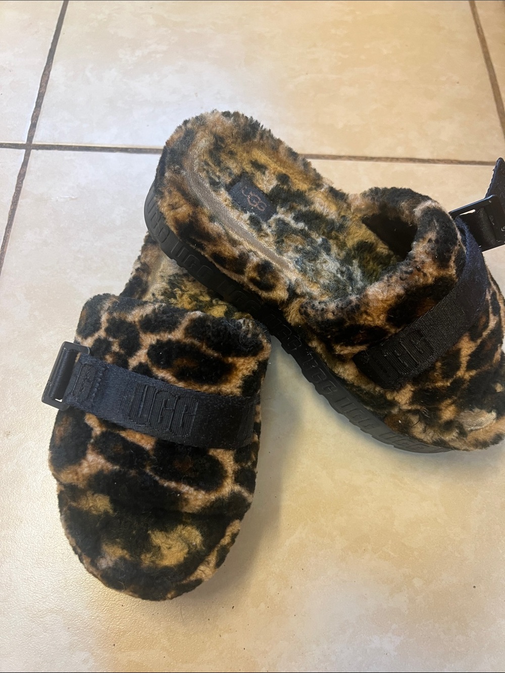 UGG Leopard Faux Fur Slide Clogs size 10  in Brown and Black
